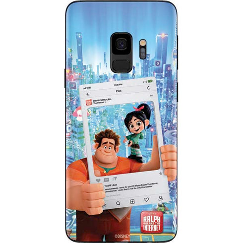 Disney Wreck-it Ralph and Vanellope Instagram Pose Galaxy S9 Skin